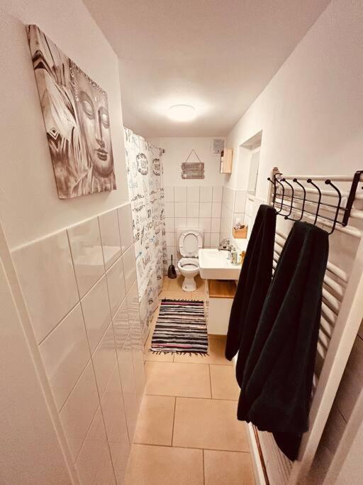 Schickes Messe Appartement Mitten In Есен Екстериор снимка