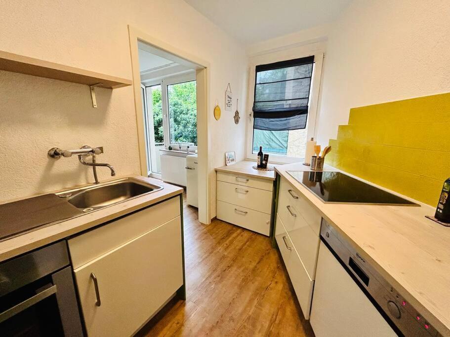 Schickes Messe Appartement Mitten In Есен Екстериор снимка